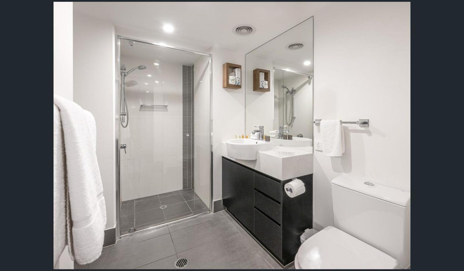 Discover Urban Bliss In Our 1-Bedroom King Bed Apartment! City Views And Cultural Gems Brisbane Exterior photo